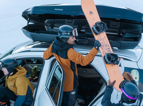 Thule Motion XT XL roof box black glossy - 629806 — Rackstarz Thule Motion XT XL roof box black glossy - 629806 — Rackstarz