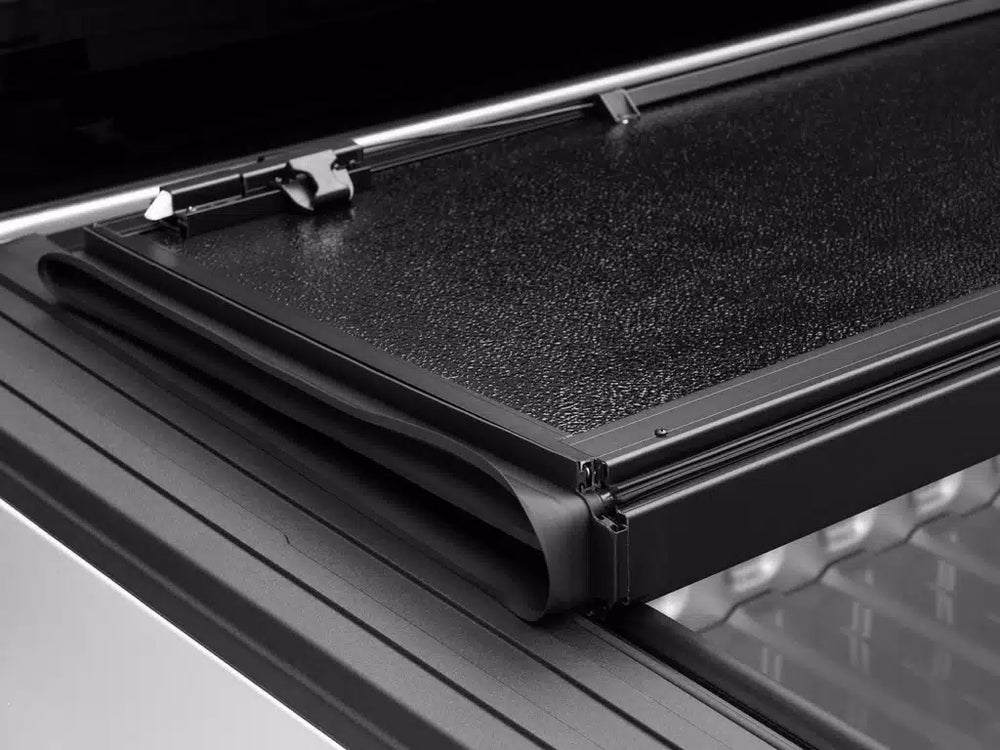 Gator EFX Hard Folding Tonneau Cover