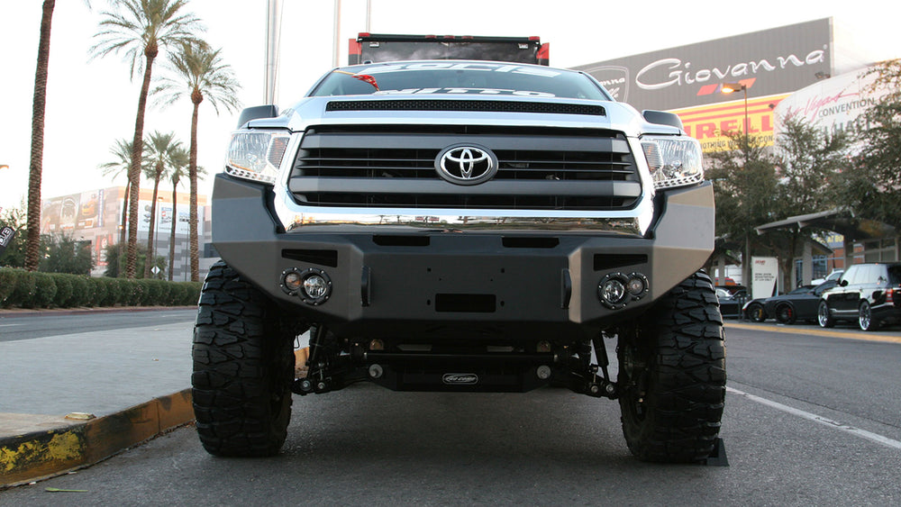 Premium Front Bumper Toyota / Tundra