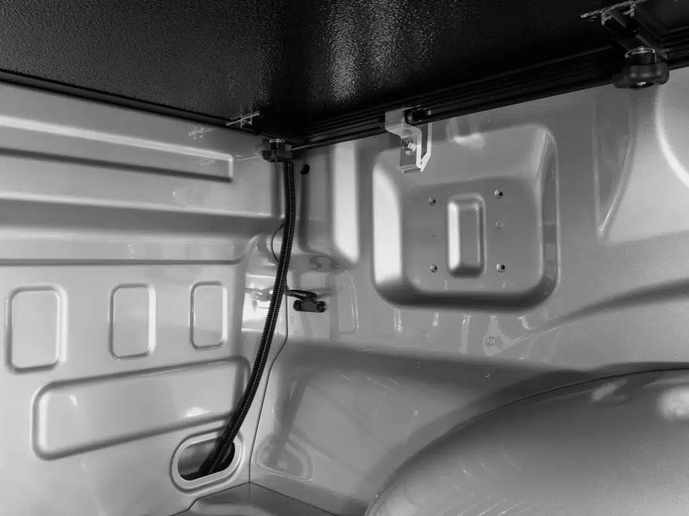 Gator EFX Hard Folding Tonneau Cover