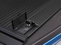 Retrax ONE XR Manual Retractable Tonneau Cover w/ T-Slot Rails t-60731