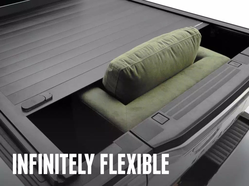 RetraxPRO XR Manual Retractable Tonneau Cover w/ T-Slot Rails T-80731