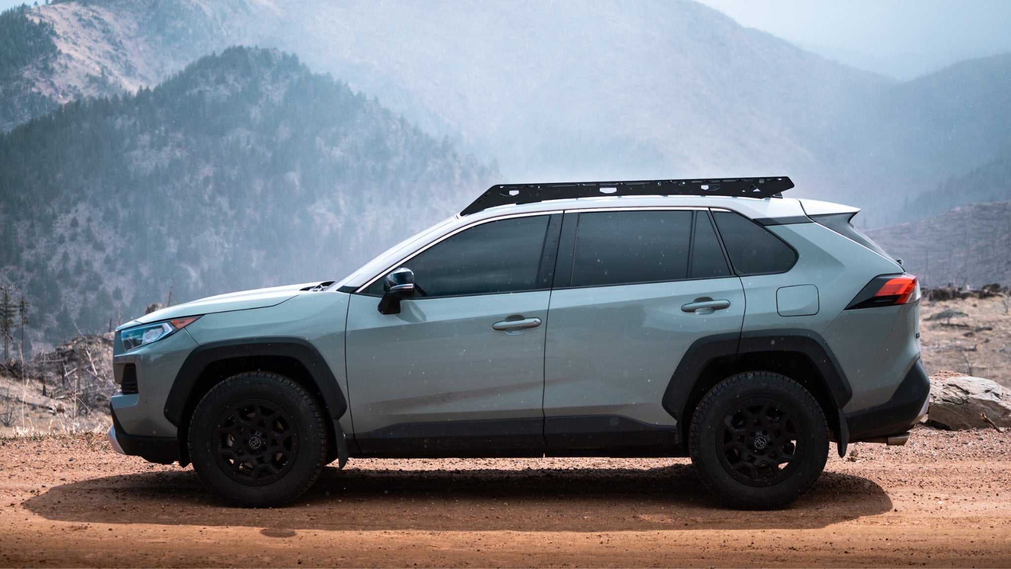 The Snowmass (2019-2023 RAV4 Roof Rack)