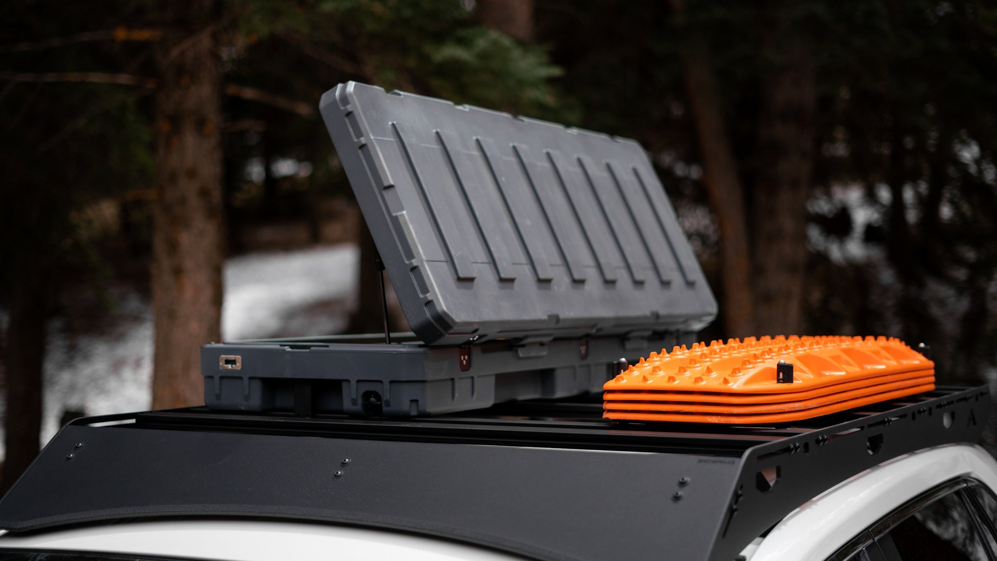 The Snowmass (2019-2023 RAV4 Roof Rack)